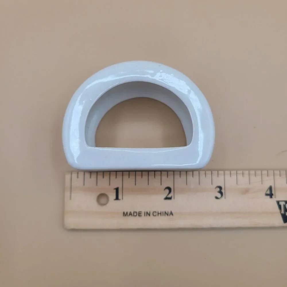 Oneida Napkin Rings Ariel White Ribbed Half Circle Set of 4
